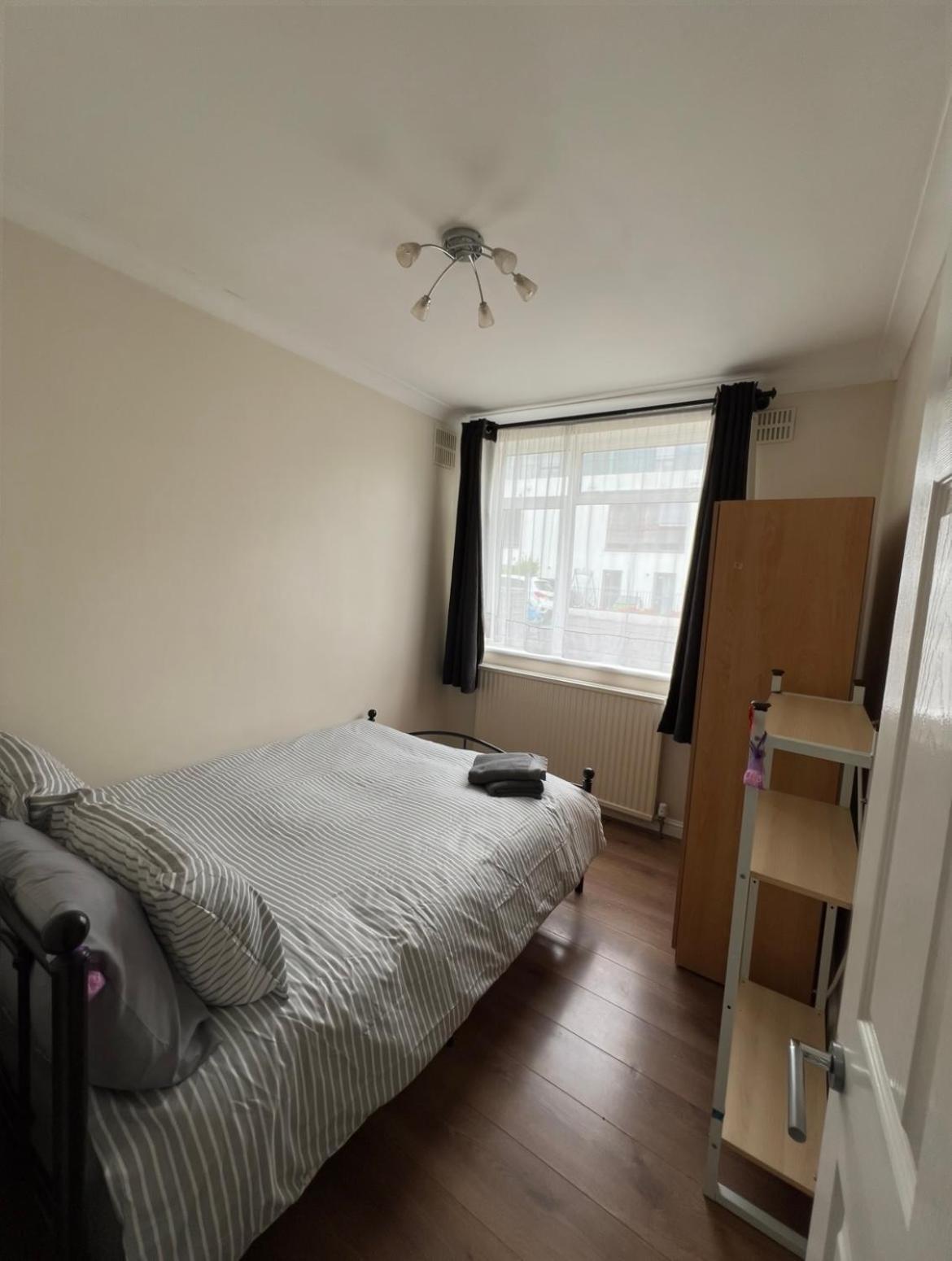 Апартаменти 20Mins To Bakerst, Harry Potter & Wembley Stadium! Northwood  Екстер'єр фото